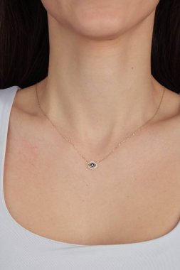 luxury gold and diamond jewelery