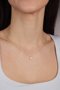 luxury gold and diamond jewelery