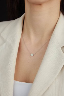 luxury gold and diamond jewelery