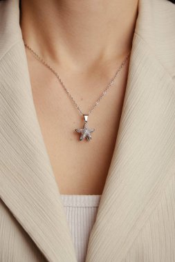 luxury gold and diamond jewelery