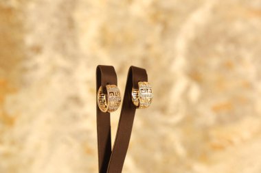 luxury gold and diamond jewelery