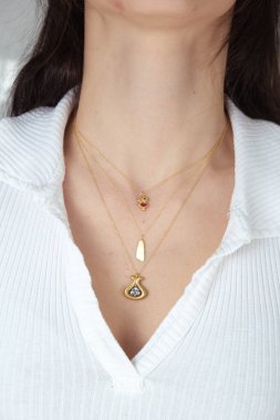 luxury gold and diamond jewelery