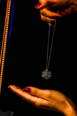 luxury gold and diamond jewelery