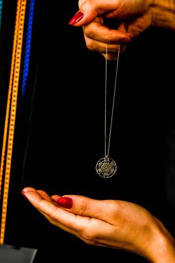 luxury gold and diamond jewelery