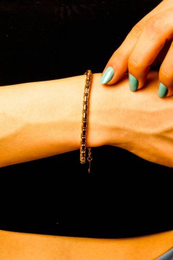 luxury gold and diamond jewelery