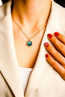 luxury gold and diamond jewelery
