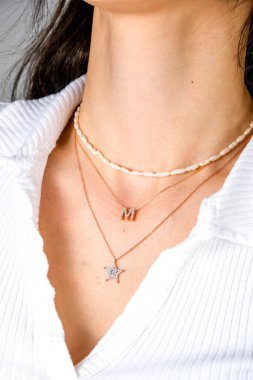 luxury gold and diamond jewelery