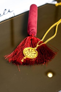 luxury gold and diamond jewelery