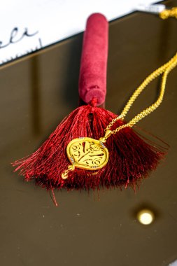 luxury gold and diamond jewelery