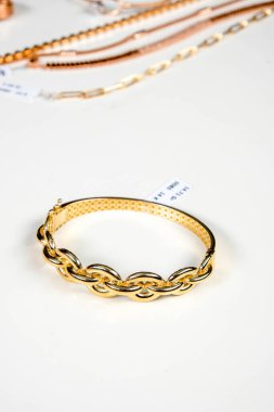 luxury gold and diamond jewelery