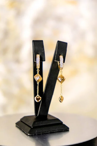 Lüks Altın Elmas Mücevherler — Stok fotoğraf