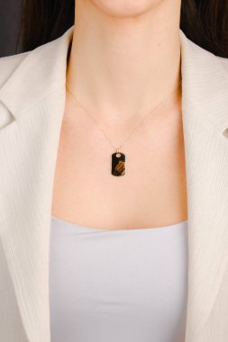 luxury gold and diamond jewelery