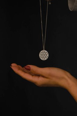 luxury gold and diamond jewelery