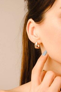 luxury gold and diamond jewelery