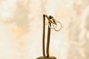 luxury gold and diamond jewelery