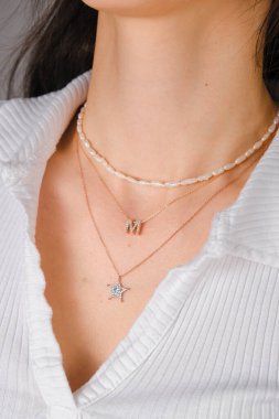 luxury gold and diamond jewelery