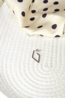 luxury gold and diamond jewelery