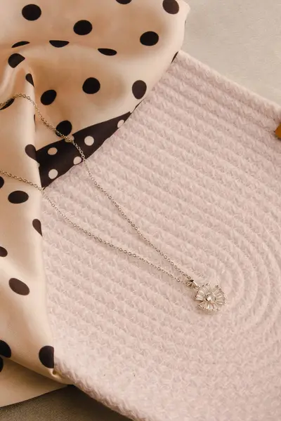 luxury gold and diamond jewelery