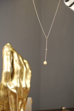 luxury gold and diamond jewelery