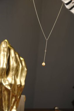 luxury gold and diamond jewelery
