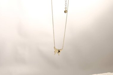 luxury gold and diamond jewelery