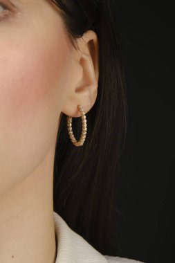 luxury gold and diamond jewelery