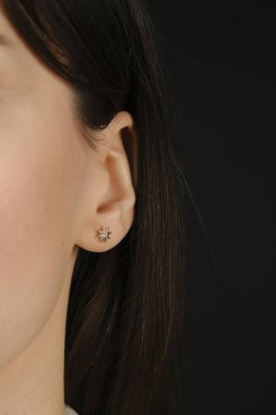 luxury gold and diamond jewelery