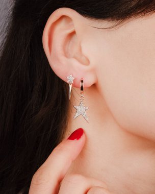 luxury gold and diamond jewelery