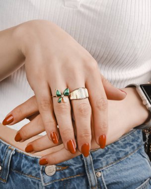 luxury gold and diamond jewelery