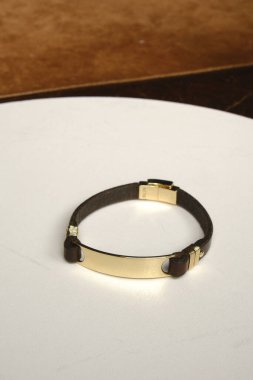 luxury gold and diamond jewelery