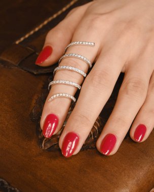 luxury gold and diamond jewelery