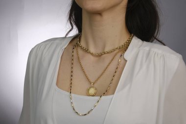 luxury gold and diamond jewelery