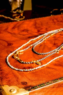 luxury gold and diamond jewelery