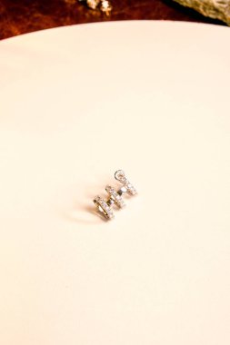 luxury gold and diamond jewelery