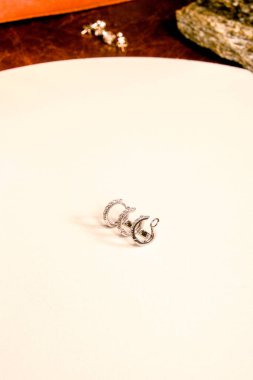 luxury gold and diamond jewelery