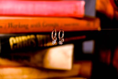 luxury gold and diamond jewelery