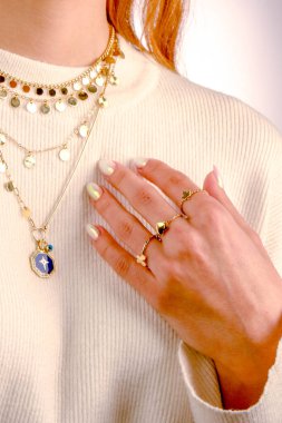 luxury gold and diamond jewelery