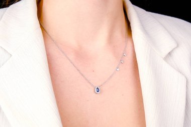 luxury gold and diamond jewelery