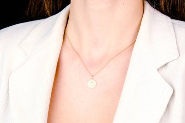 luxury gold and diamond jewelery