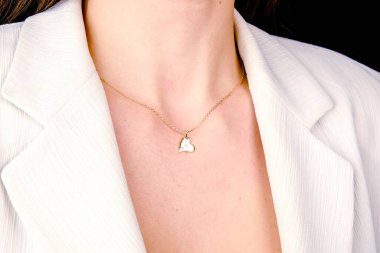 luxury gold and diamond jewelery