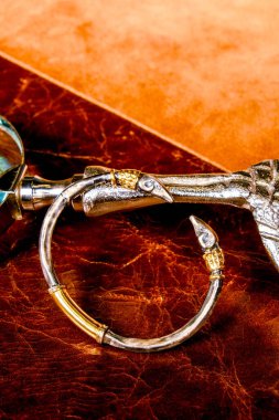 luxury gold and diamond jewelery