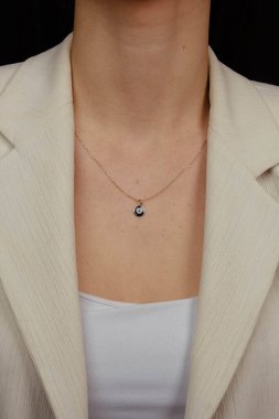 luxury gold and diamond jewelery