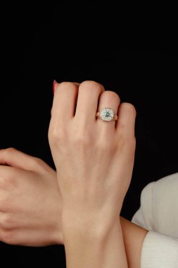 luxury gold and diamond jewelery