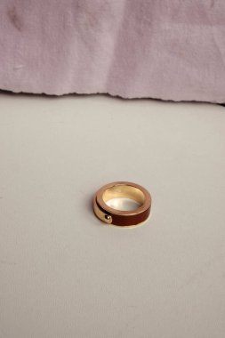 luxury gold and diamond jewelery