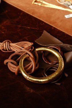luxury gold and diamond jewelery