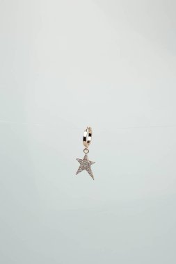 luxury gold and diamond jewelery