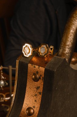 luxury gold and diamond jewelery