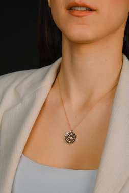 luxury gold and diamond jewelery