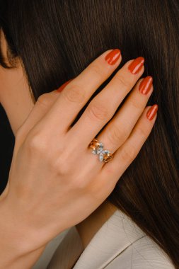 luxury gold and diamond jewelery