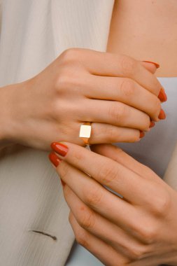 luxury gold and diamond jewelery